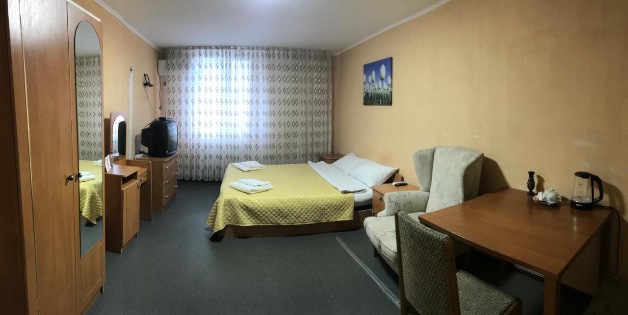 Мини Отель «Positive” Kiev Exteriör bild